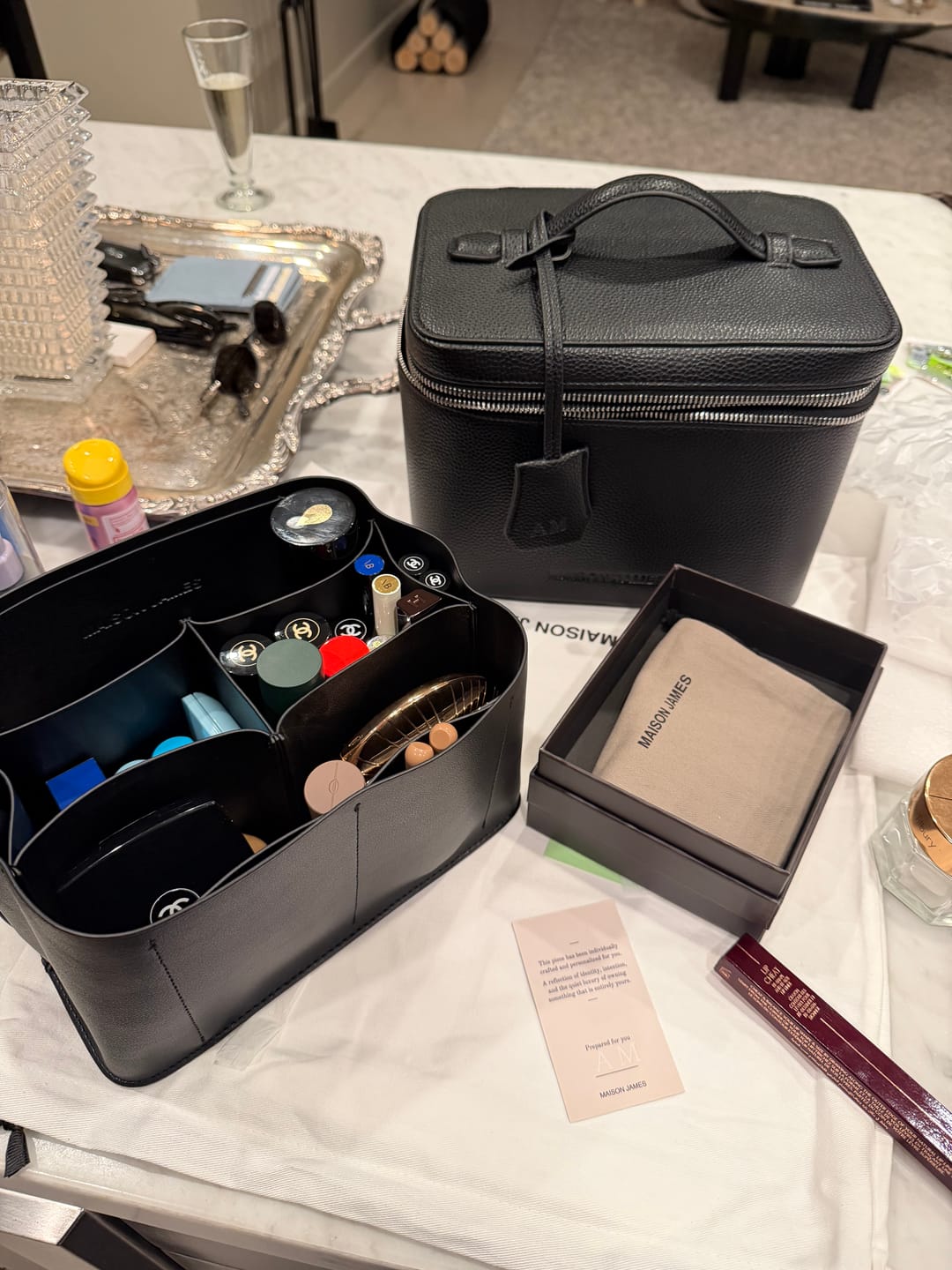 Customer photo review of The Duo Vanity Case
