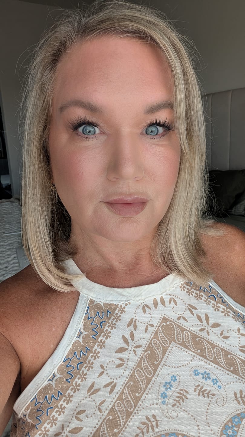Customer photo review of Dreamy Brown - Single Length