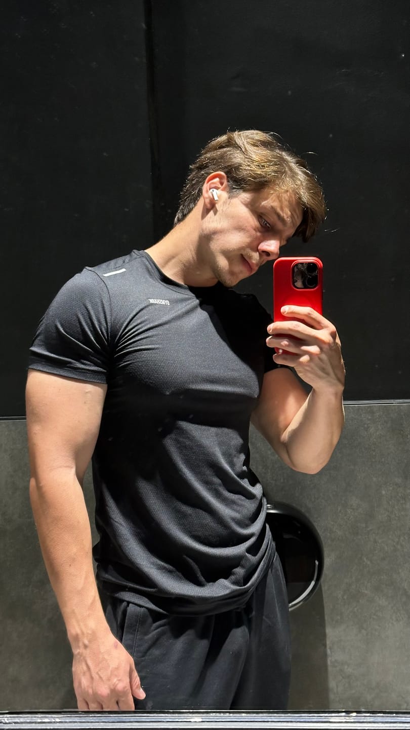 Customer photo review of 4295 - Perfect Tailored Tees