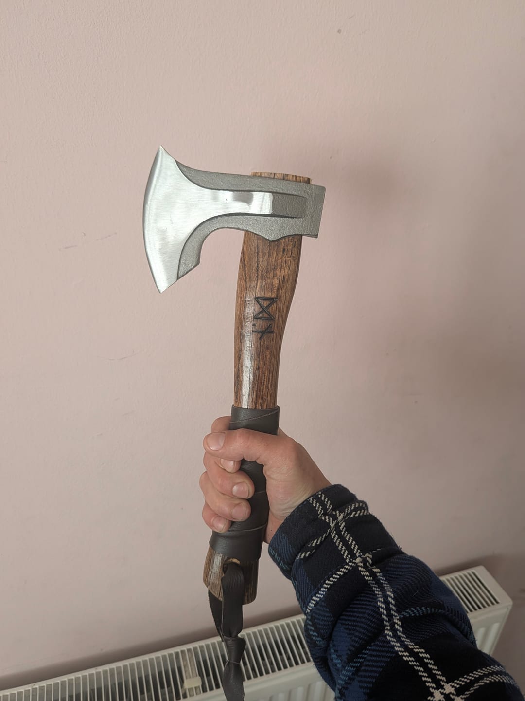 Customer photo review of The Norse Splitter Axe