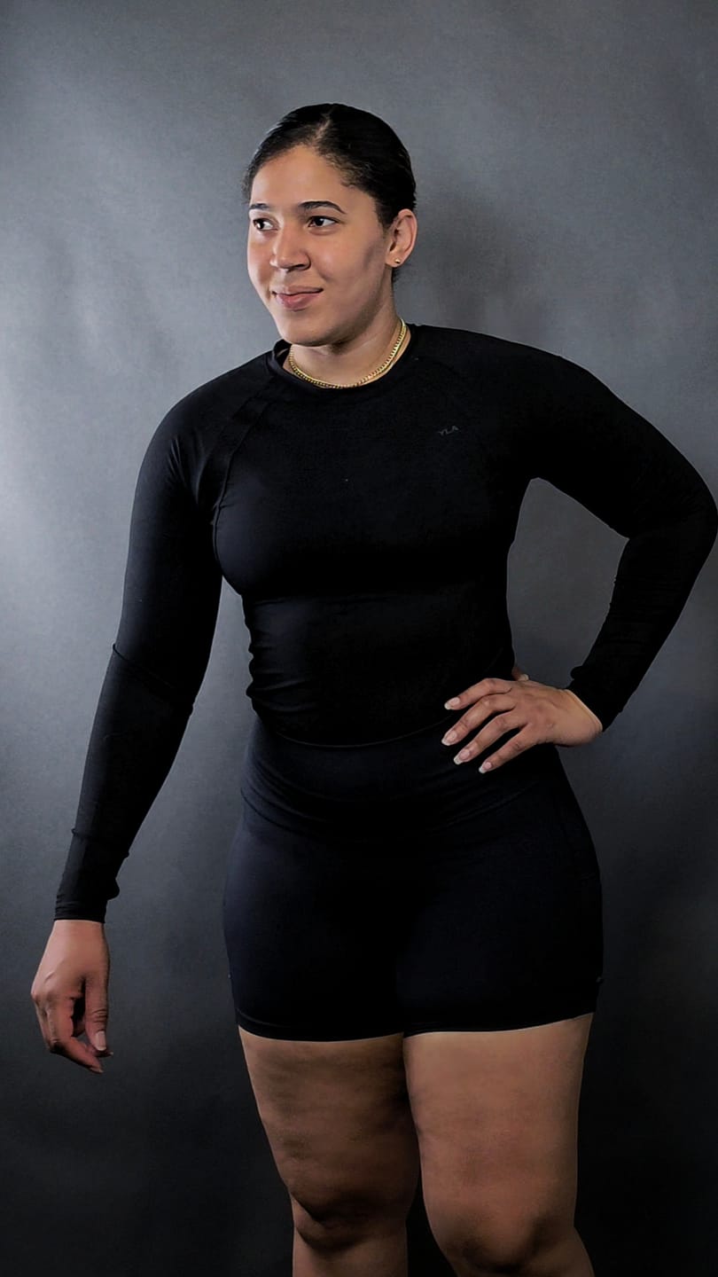 Customer photo review of W4232 - Motion Long Sleeve Top