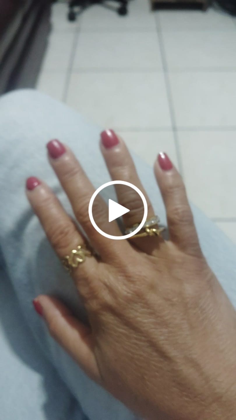 Customer video review of Anel Nó Banhado em Ouro 18k