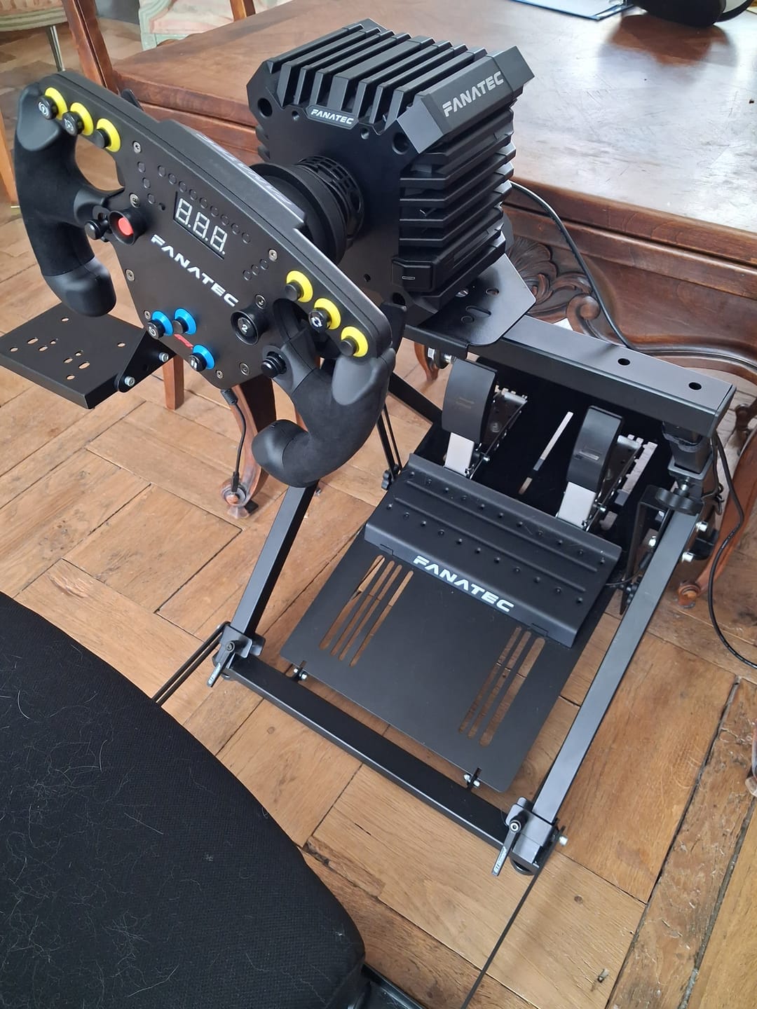 Customer photo review of APEX Wheel Stand