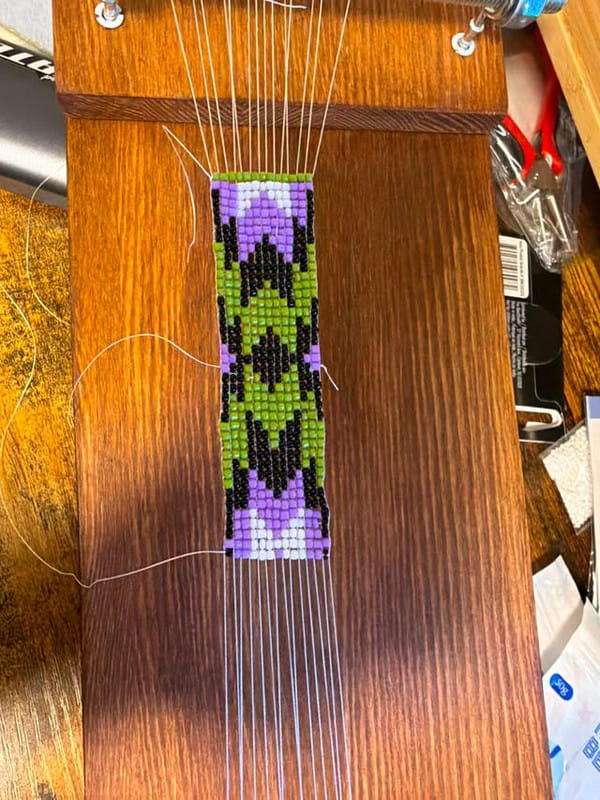 Customer photo review of Dark Author's Loom for ONLY SHORT seed beadwork weaving