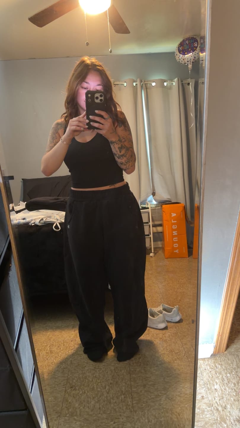 Customer photo review of W2255 - Studio Edit Barrel Jogger