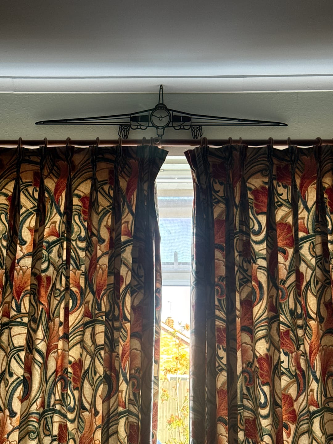 Customer photo review of Vulcan Front Silhouette Metal Wall Art
