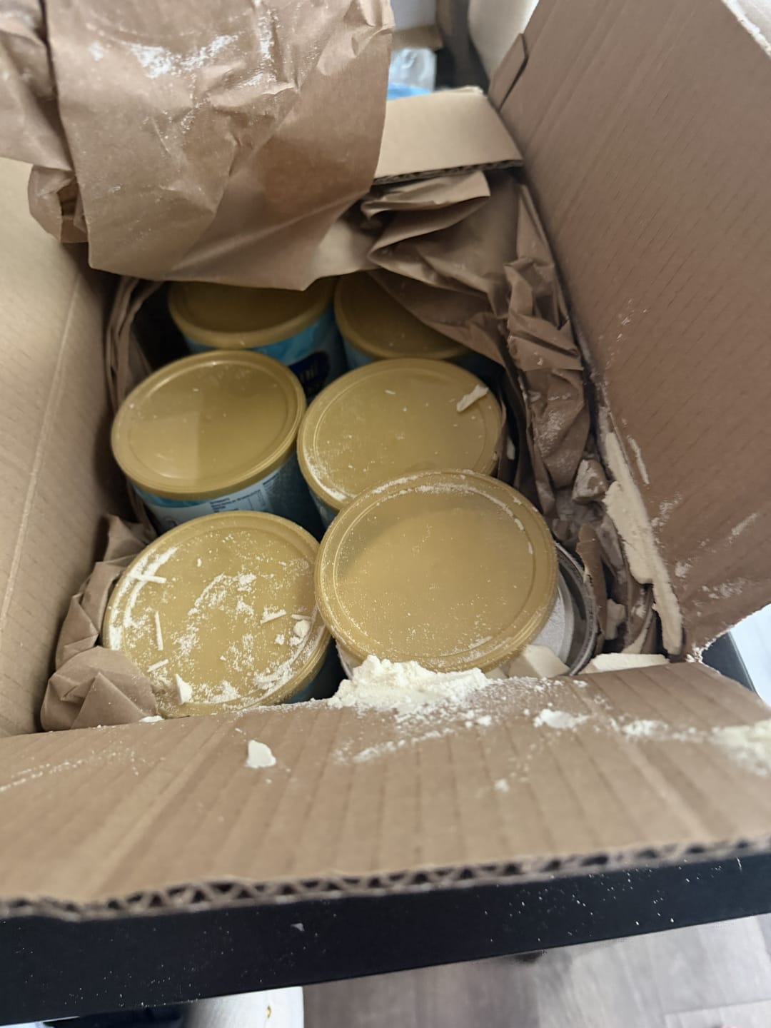 Customer photo review of Enfamil NeuroPro Enfacare Powder 23 oz (case of 4)