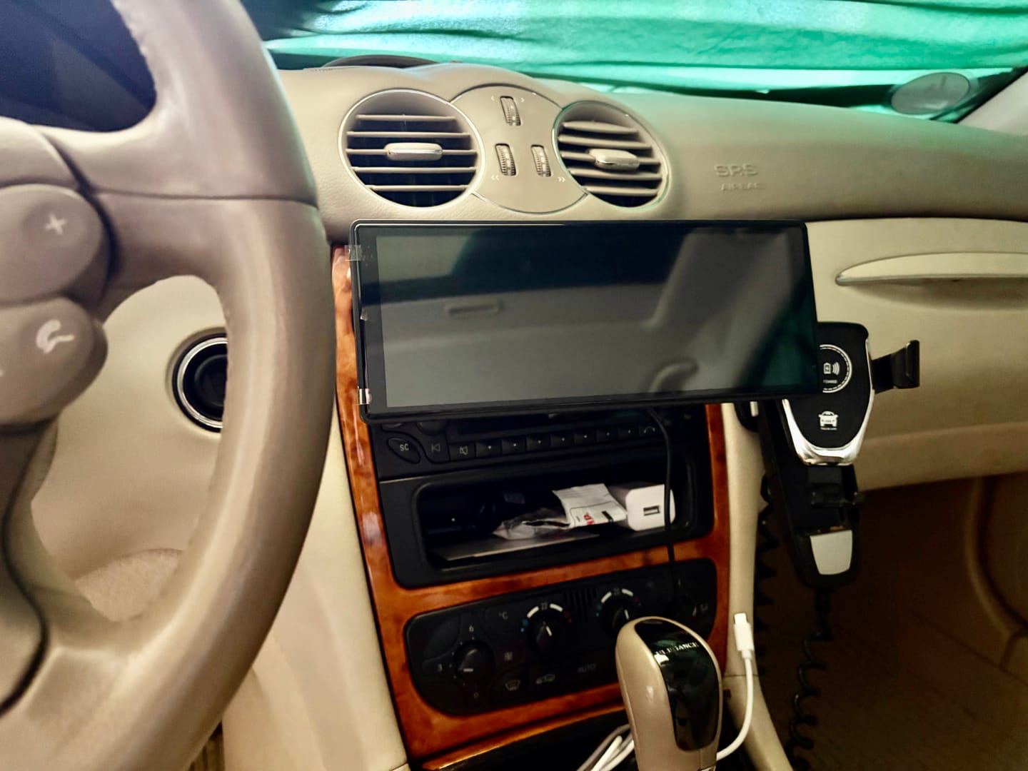 Customer photo review of DriveGo - Wireless CarPlay