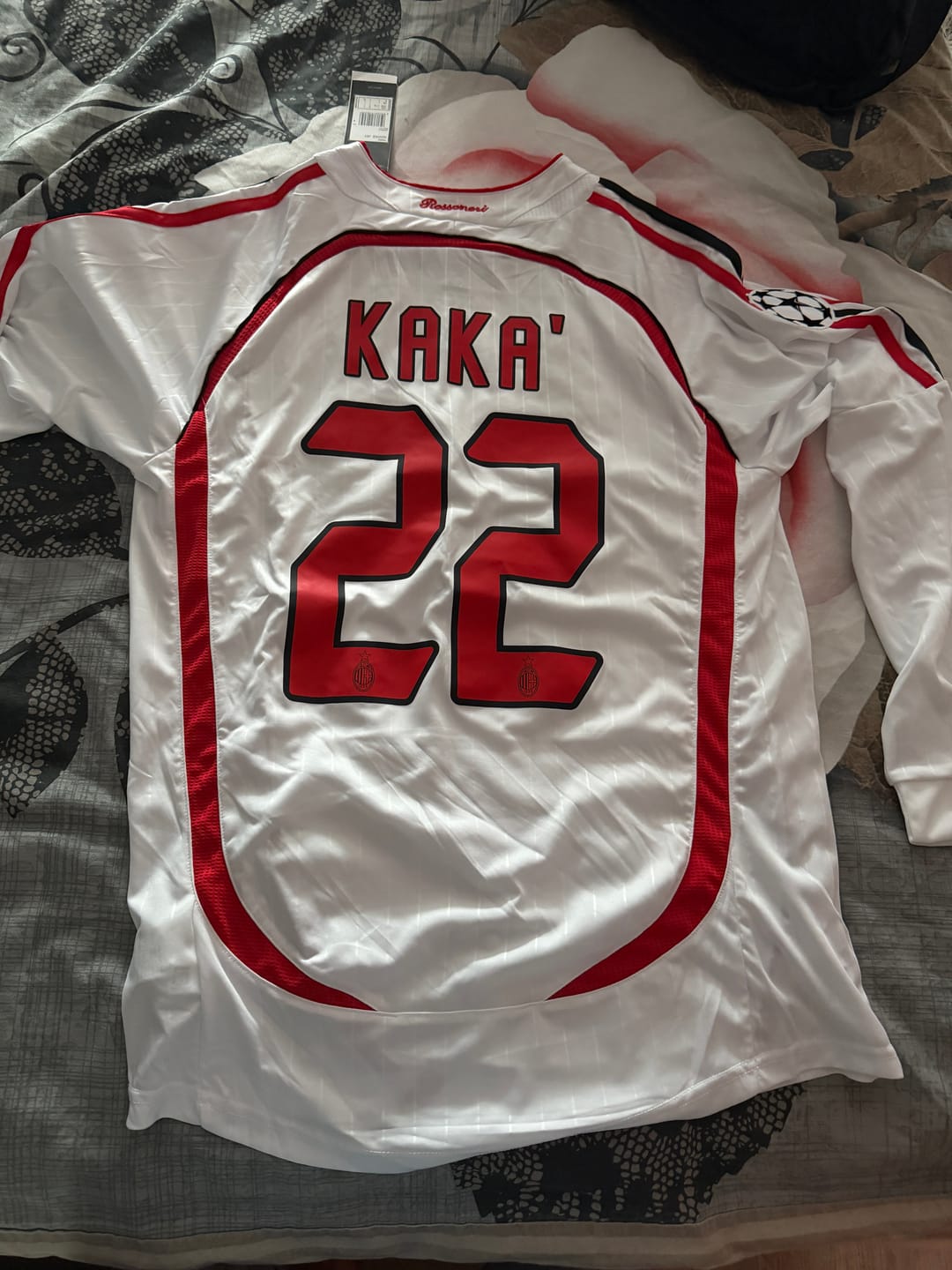 Customer photo review of AC MILAN 06/07 AWAY JERSEY LONG SLEEVE