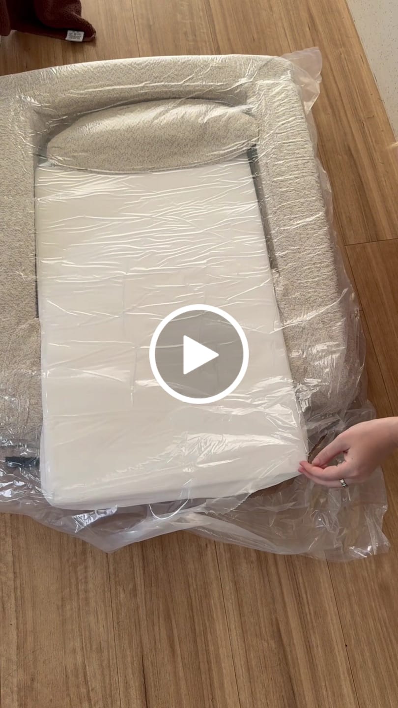 Customer video review of Fur King Throne - Orthopedic Dog Bed