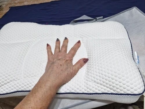 Customer photo review of Laila Plus™ Ortopedik Çocuk Yastığı
