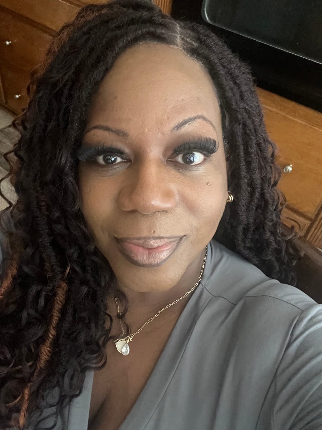 Customer photo review of Outre Glueless Pre-Braided HD 13x4 Lace Front Wig - BOHO DEEP LOCS 26"