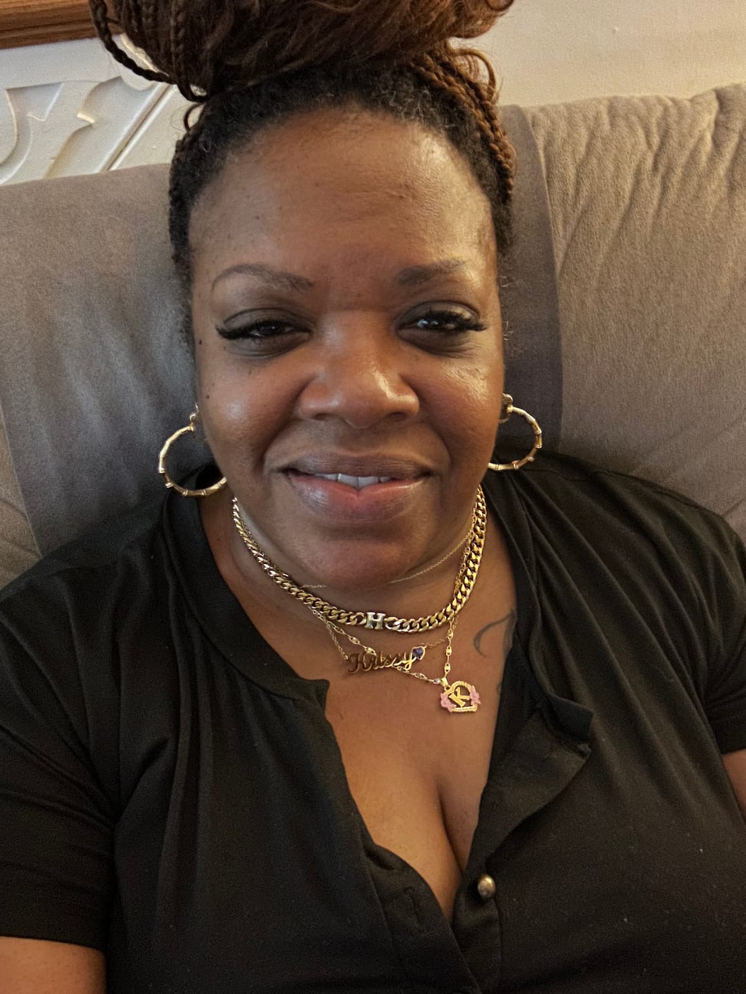 Customer photo review of Letter Choker w/ XL Cuban Chain