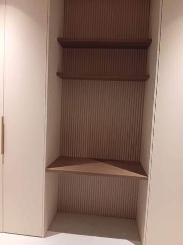 Customer photo review of VELORA – Akoestisch Suede Wandpaneel 280×60 cm x 2.4 cm – Sandstone Velvet