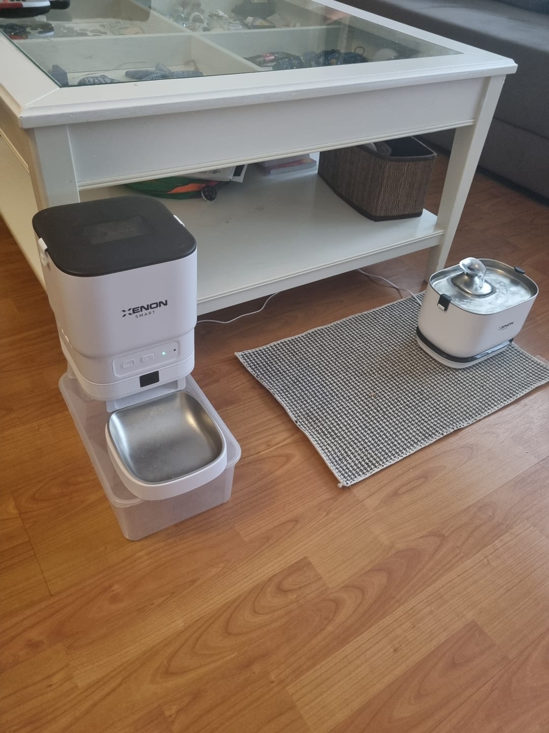 Customer photo review of Akıllı Mama Kabı (Kameralı) | 1080p, 4L, Mobil Kontrol, Çelik Kase, Gece Görüş (X8614)