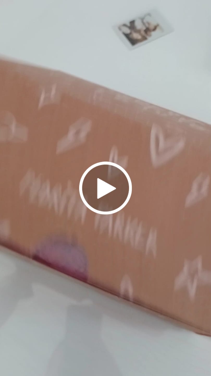 Customer video review of Bolso Bandolera con Cartera Corazón