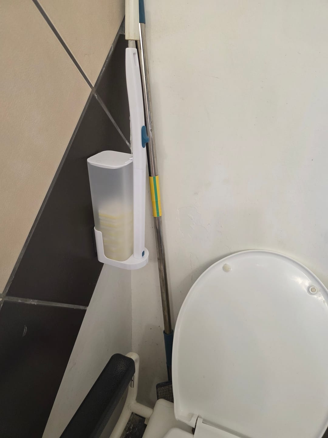 Customer photo review of Shine Master CleanPod – Eldobható higiénikus WC tisztító rendszer