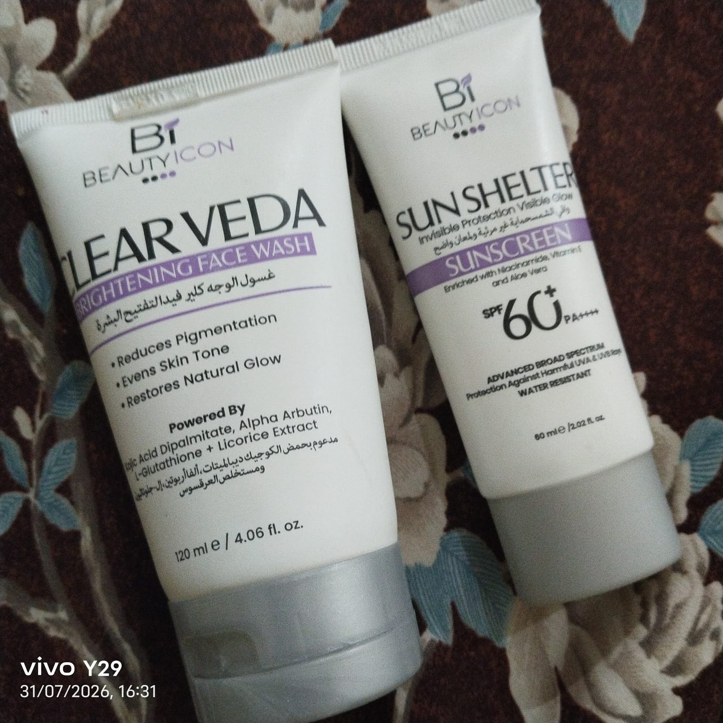 Customer photo review of Bright & Protect Duo (Brightening Face Wash + Sun shelter)