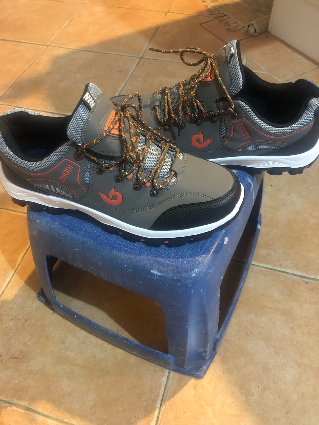 Customer photo review of IAN™ | ORTHOPEDIC WALKING SHOES FOR MEN