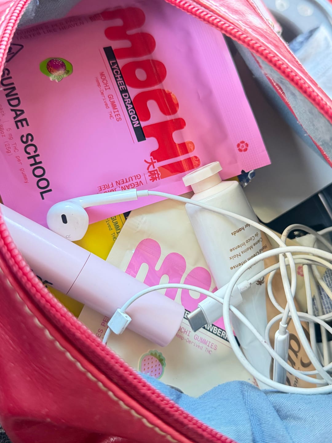 Customer photo review of Mochi Discovery Pack