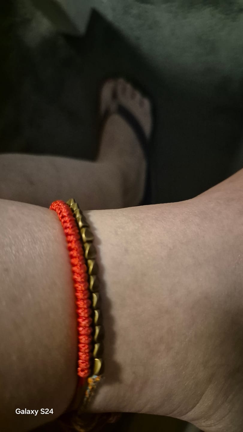 Customer photo review of Bracelet tibétain en perles de cuivre