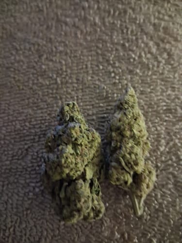 Delta 8 Flower - Lemon Diesel photo review