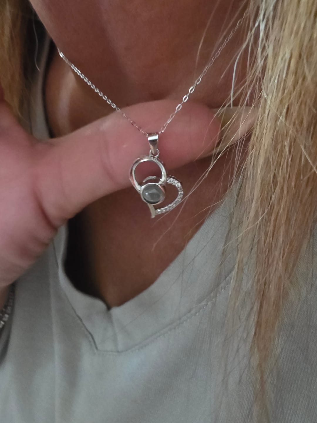 Customer photo review of שרשרת לב ירדן מכסף 925 סטרלינג - עם תמונה מוצפנת