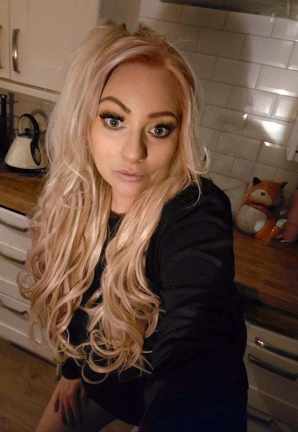 Customer photo review of Stranded Instant Bouncy Blow Dry Extensions - Colour #10/613 Camelia
