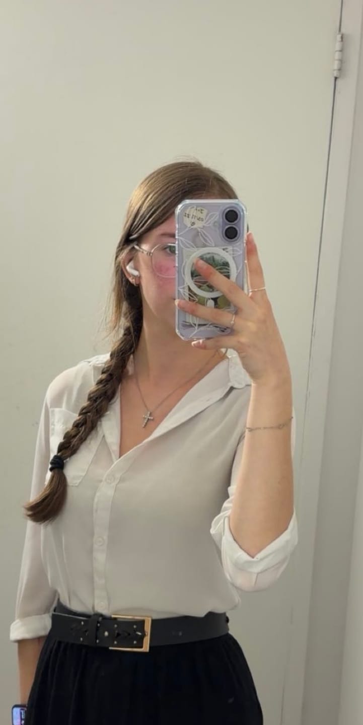 Customer photo review of Gloomy Clear Case