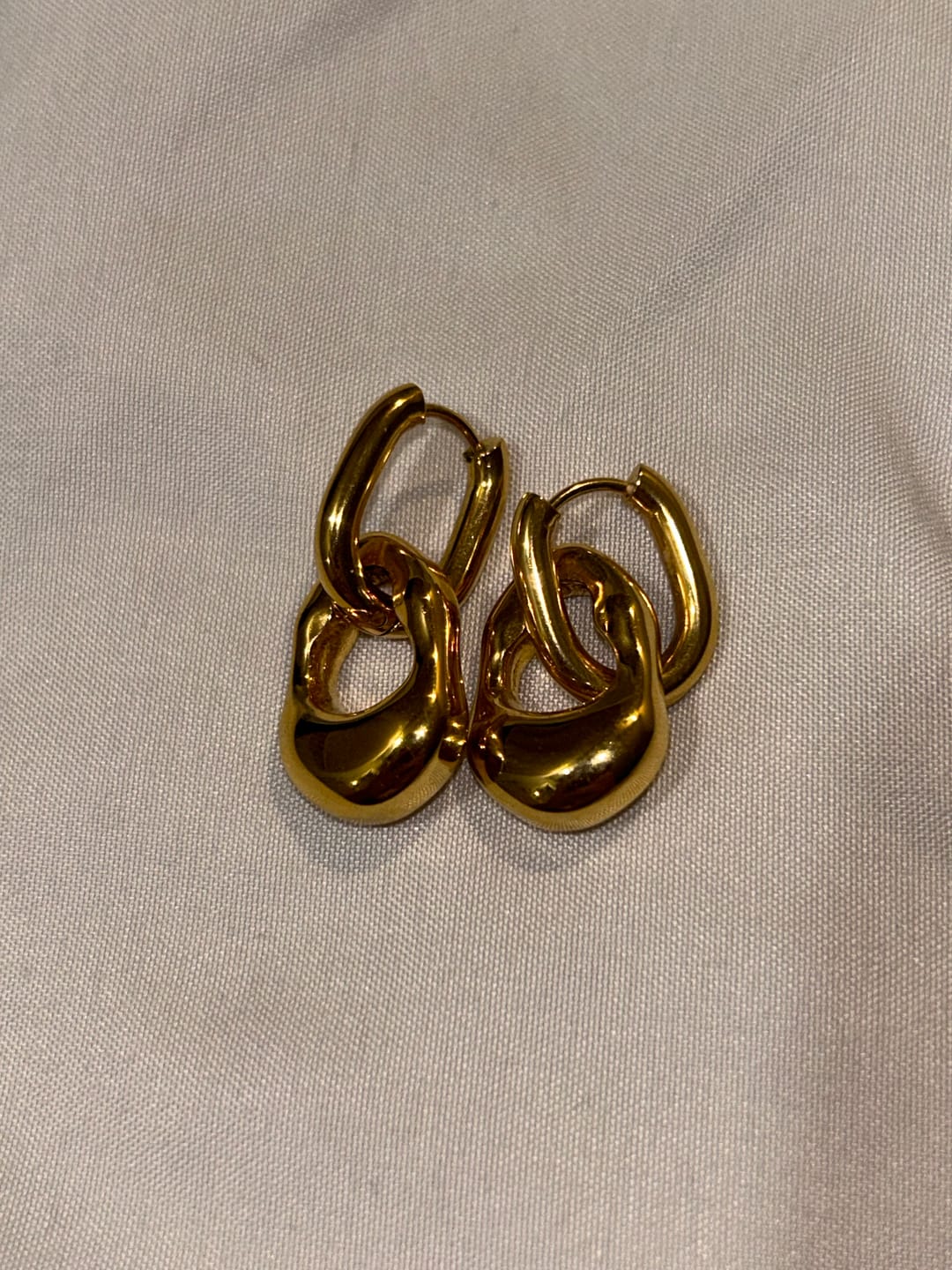 Customer photo review of Aretes Cosmo