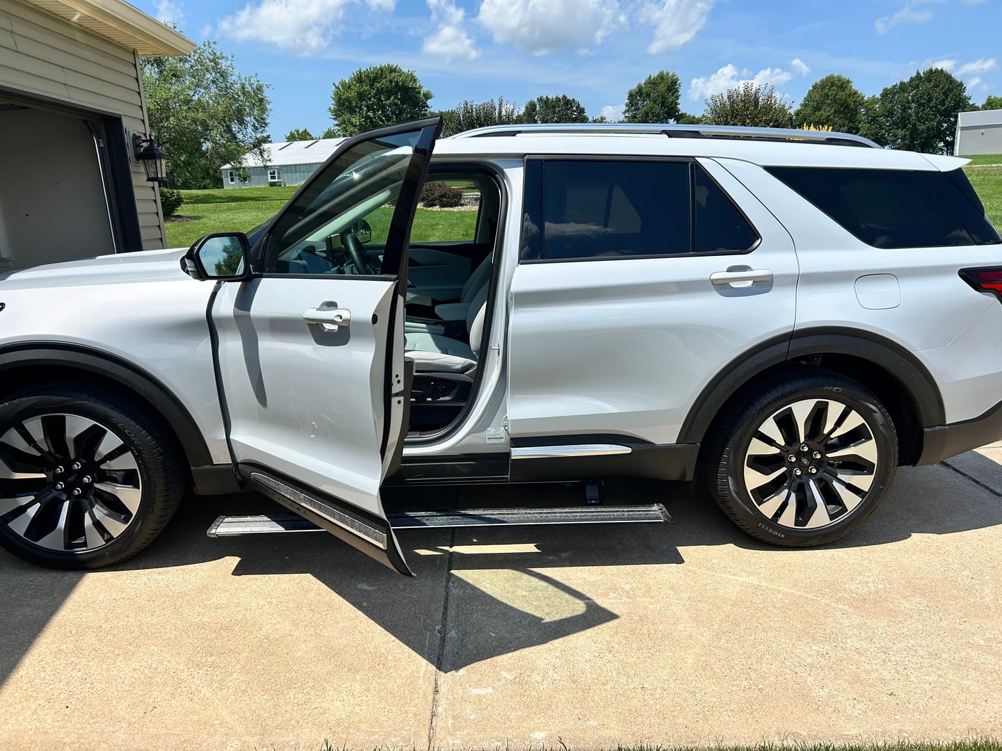 Customer photo review of Ford