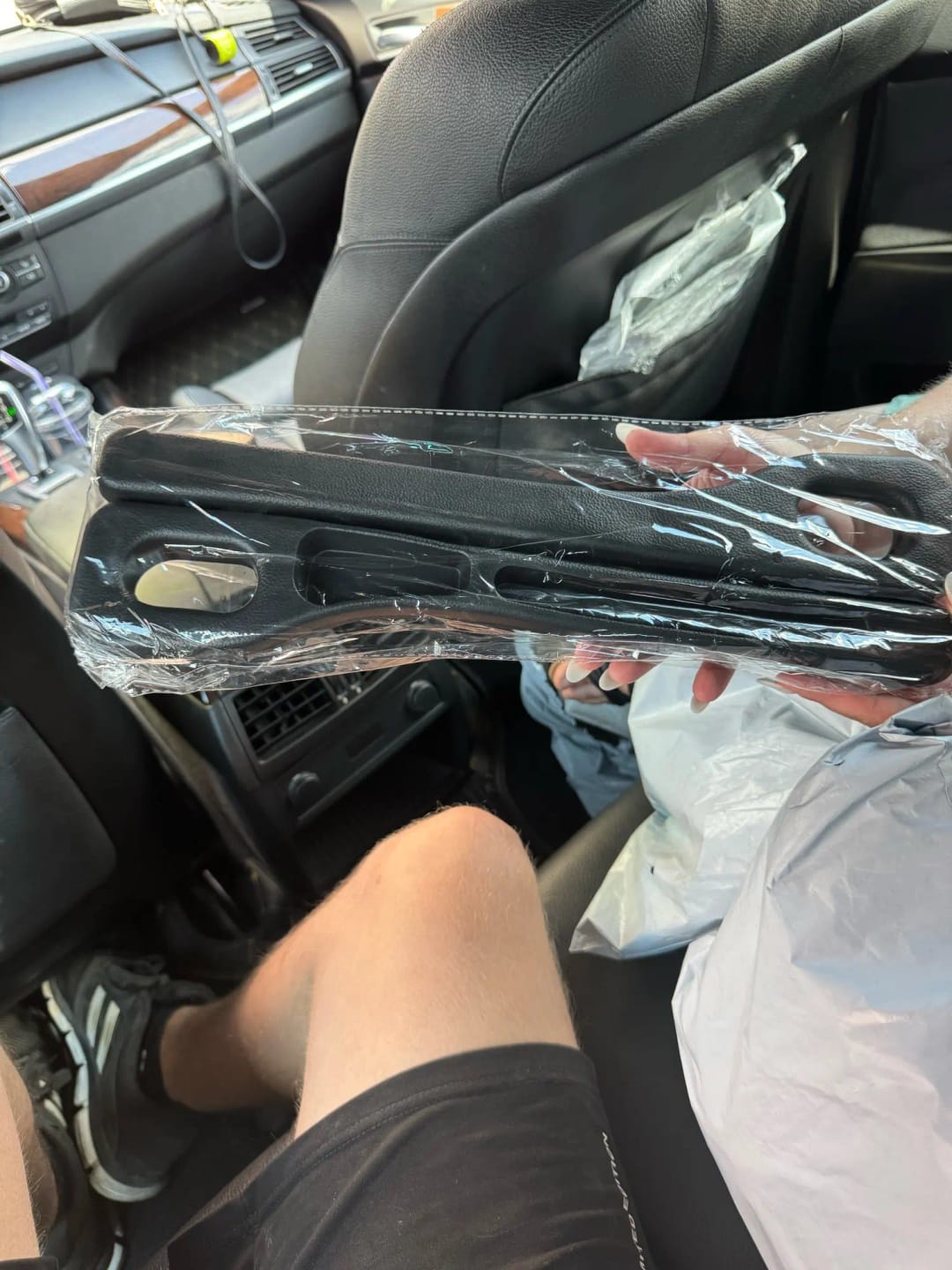 Customer photo review of BOLTHUT™ Car Seat Gap Filler — Leather Console Gap Plug, 2-Pack