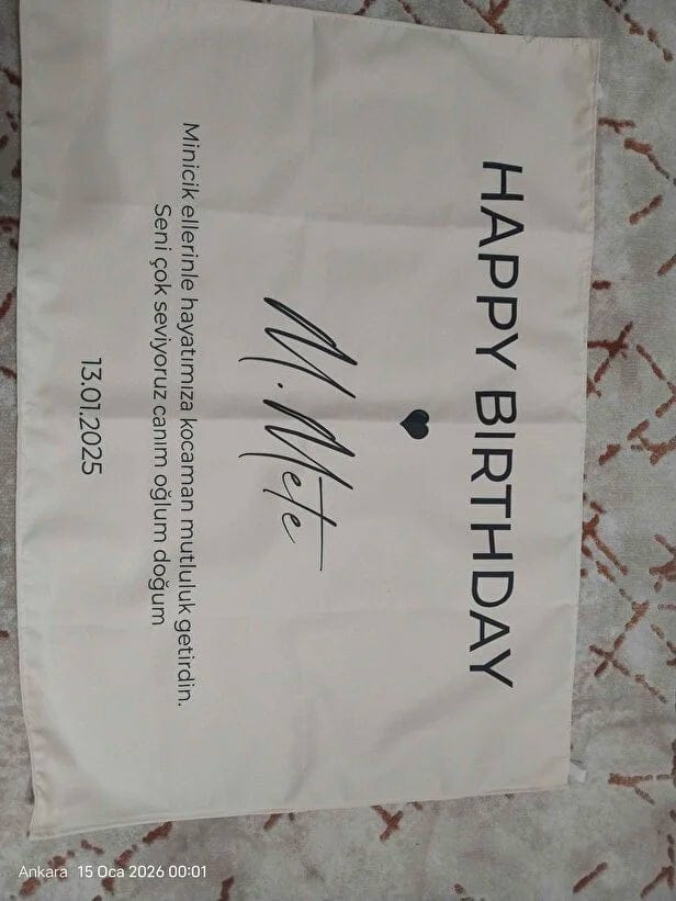 Customer photo review of Doğum Günü Duvar Örtüsü