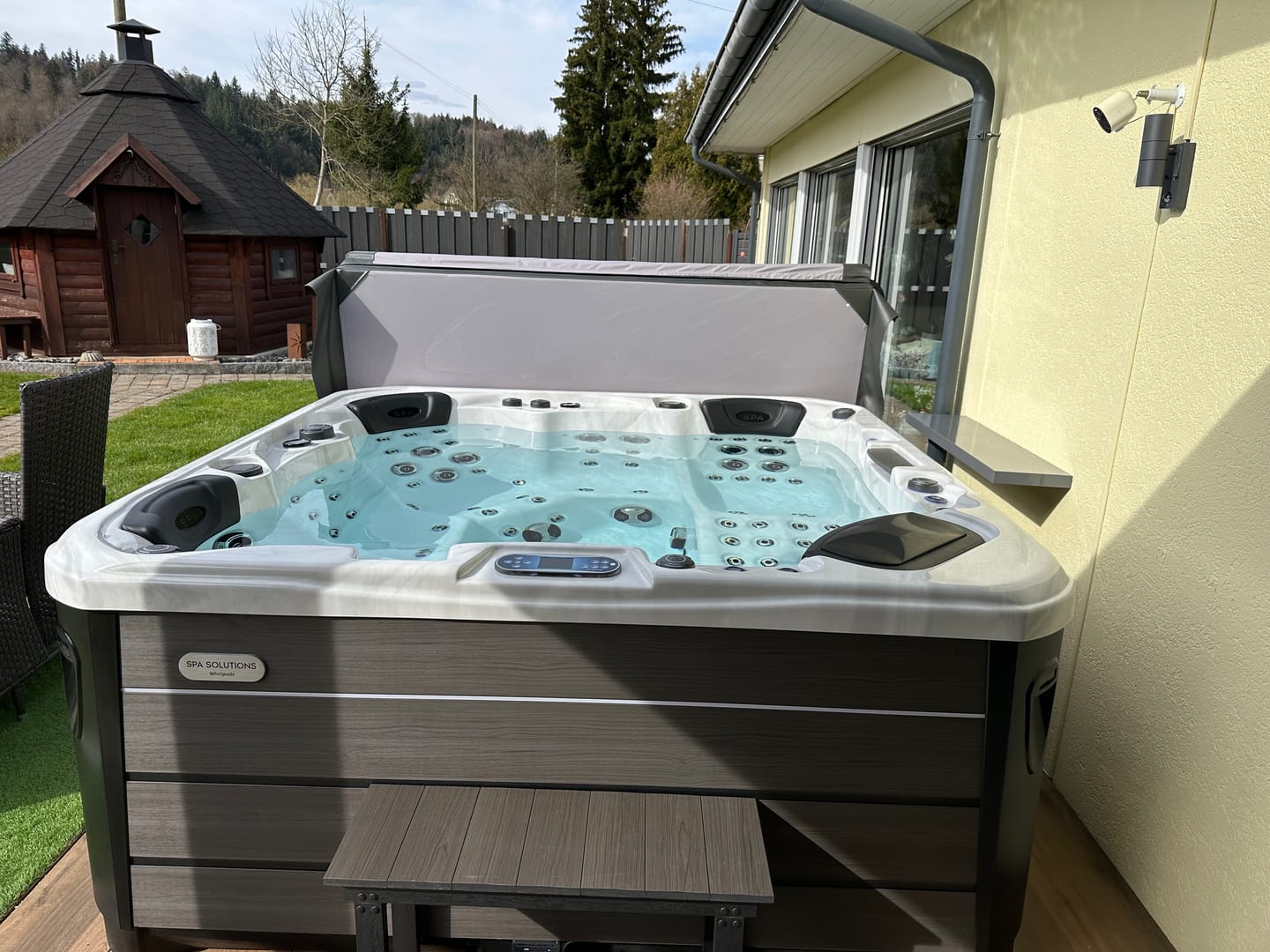 Customer photo review of Cover Lift