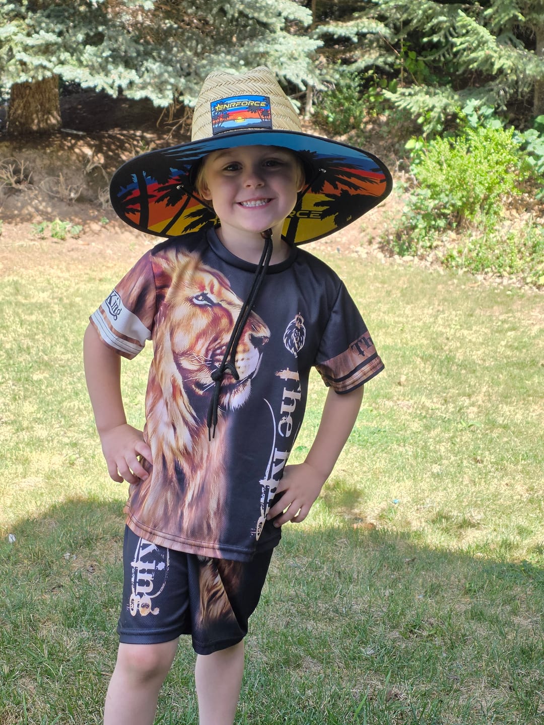 Customer photo review of Paradise Straw Hat