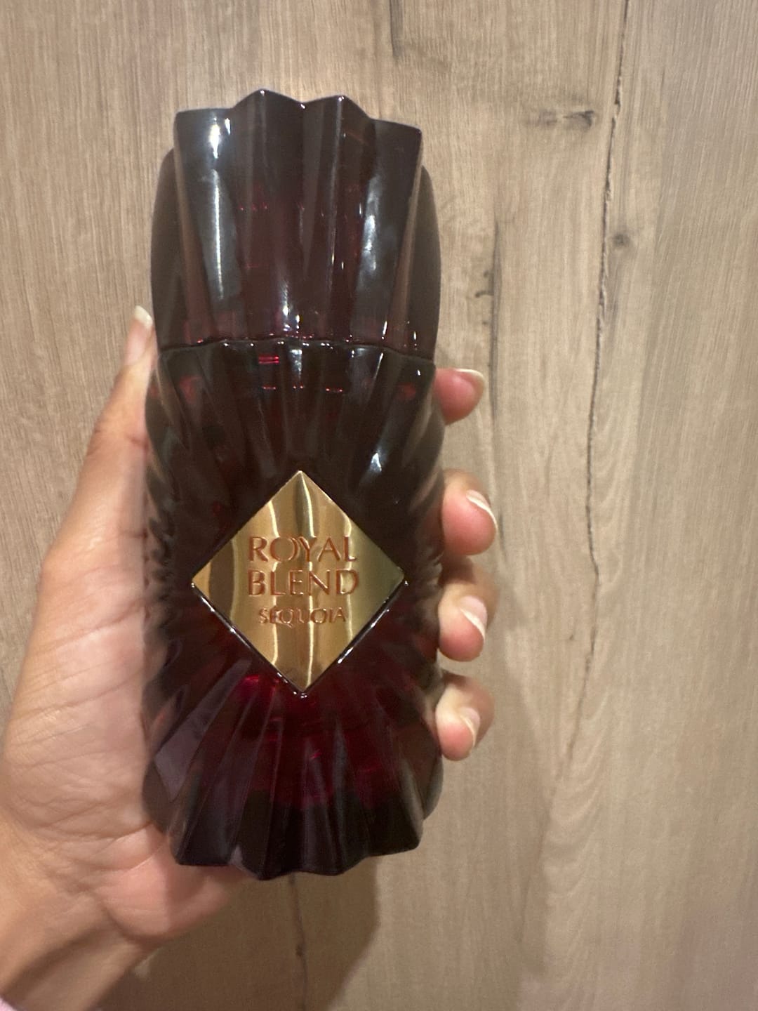 Customer photo review of Royal Blend Sequoia Extrait De Parfum 100ml - French Avenue
