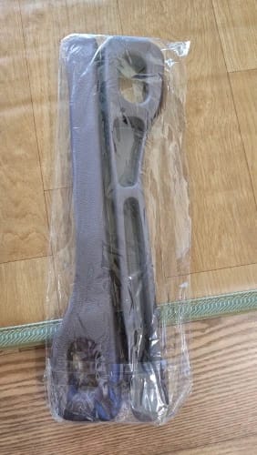 Customer photo review of BOLTHUT™ Car Seat Gap Filler — Leather Console Gap Plug, 2-Pack