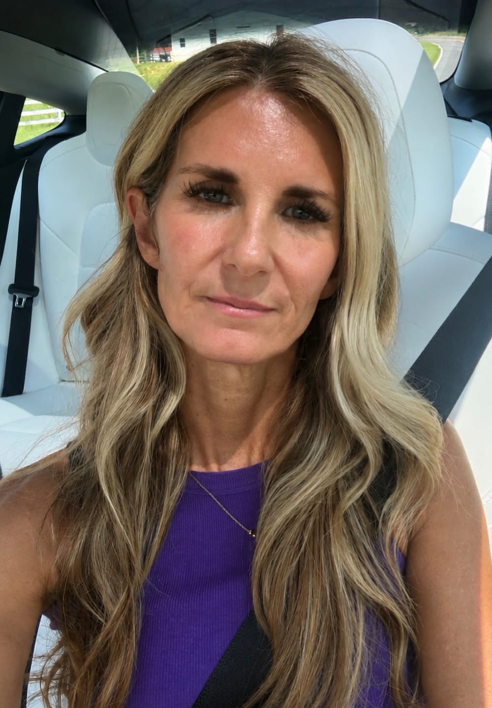 Customer photo review of Fluffy® Gossamer® Lash