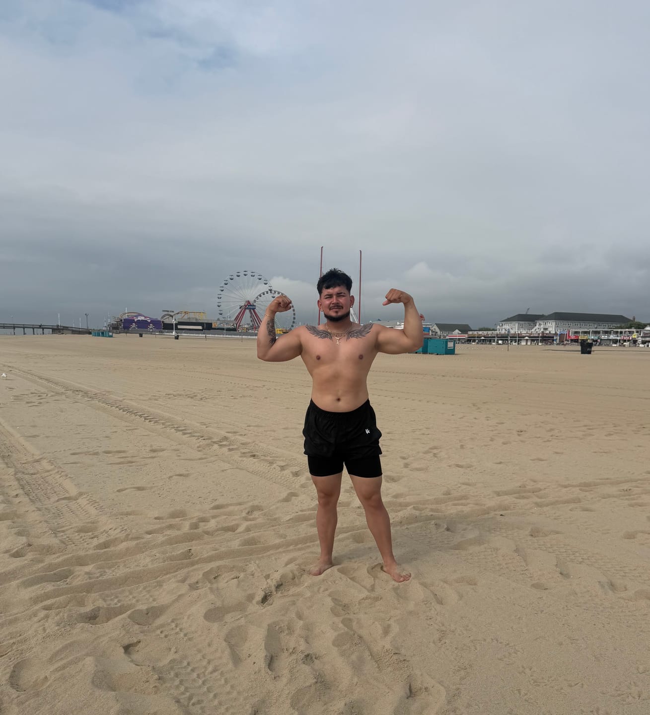 Customer photo review of 1052 - Reflective Fitness Shorts