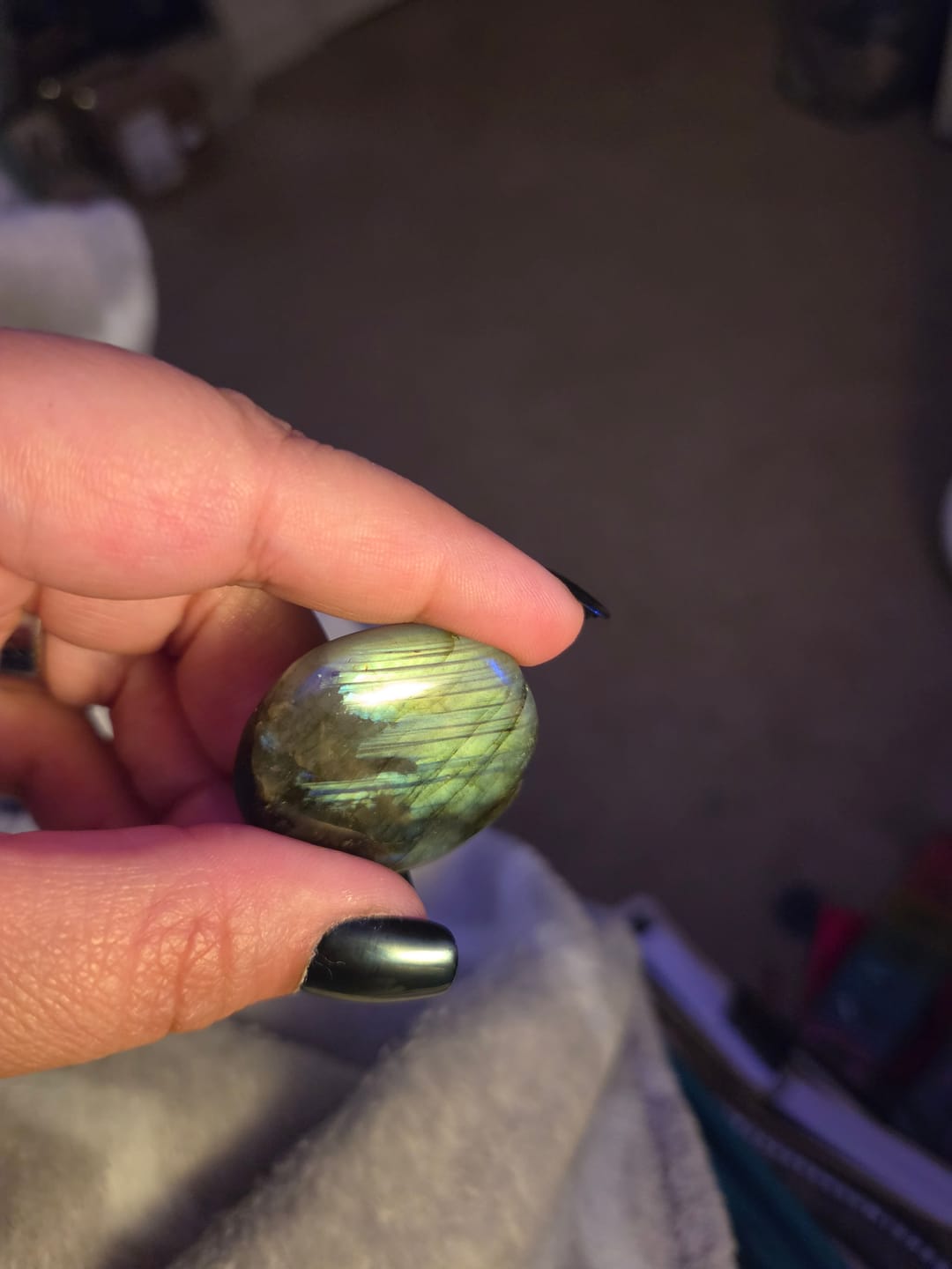 Customer photo review of Labradorite Pocket Stone