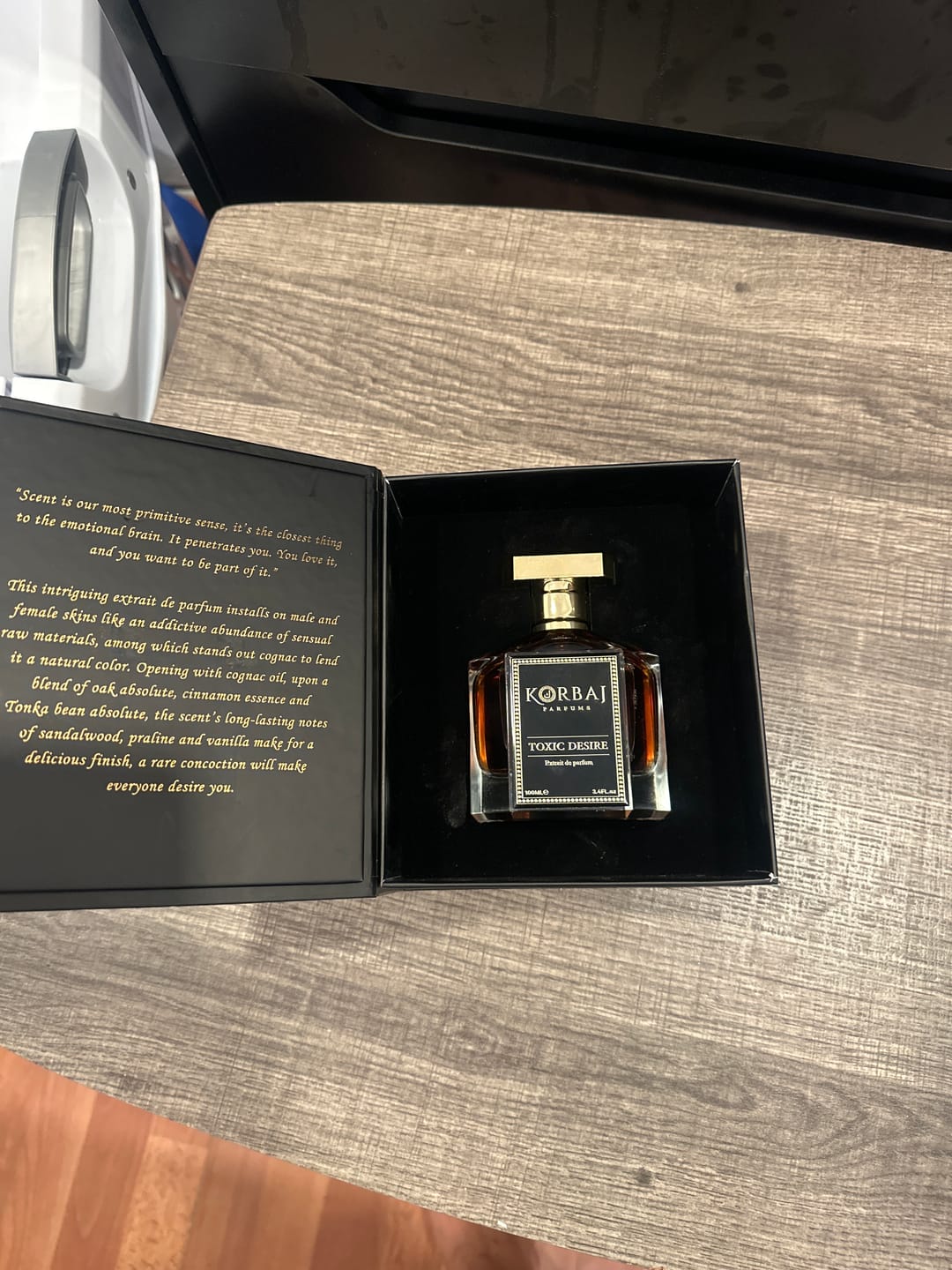 Customer photo review of Korbaj TOXIC DESIRE - Extrait de Parfum 100ml