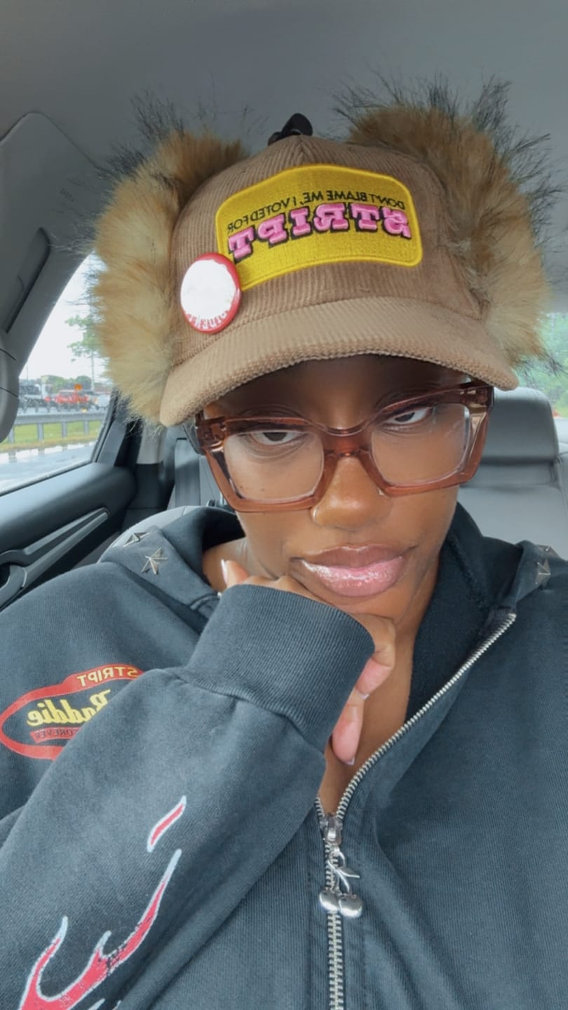 Customer photo review of MOTO CLUB FULL ZIP HOODIE