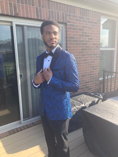 Customer photo review of Men's 2-Piece Jacquard Embroidery Paisley Navy Blue Suit