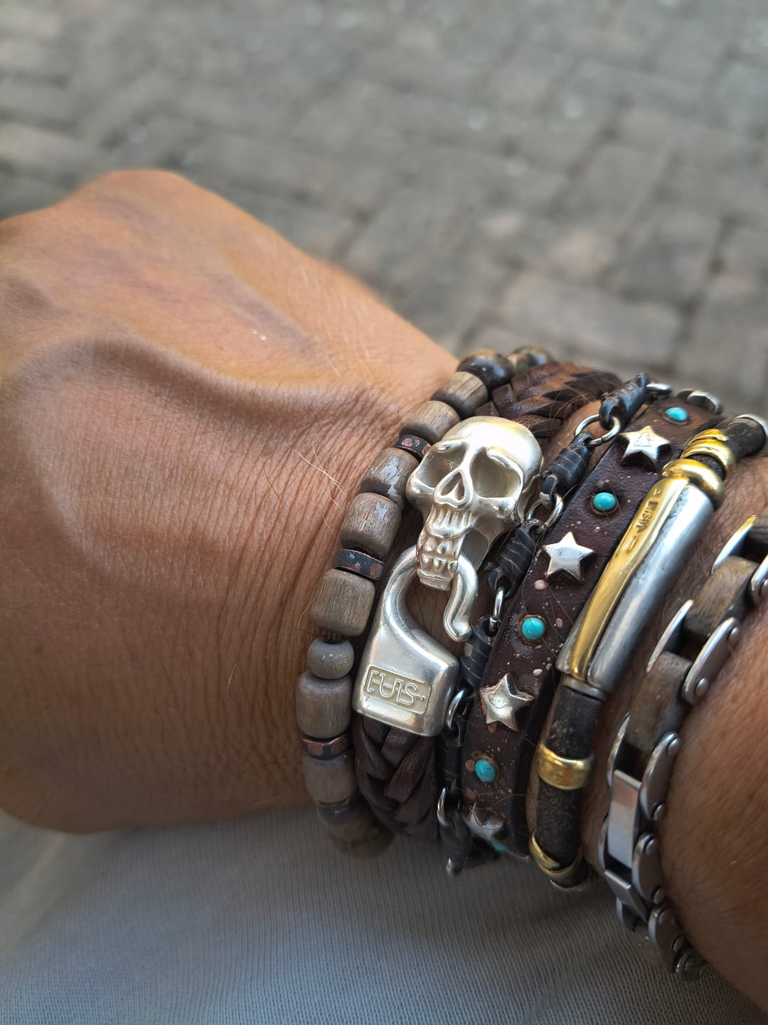 Customer photo review of Bracciale pelle Jolly Roger Tulsi