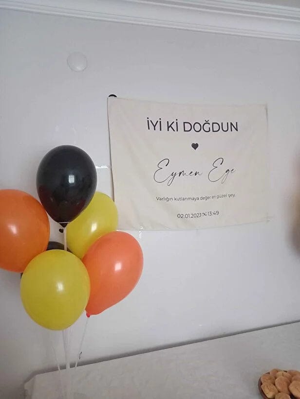 Customer photo review of Doğum Günü Duvar Örtüsü