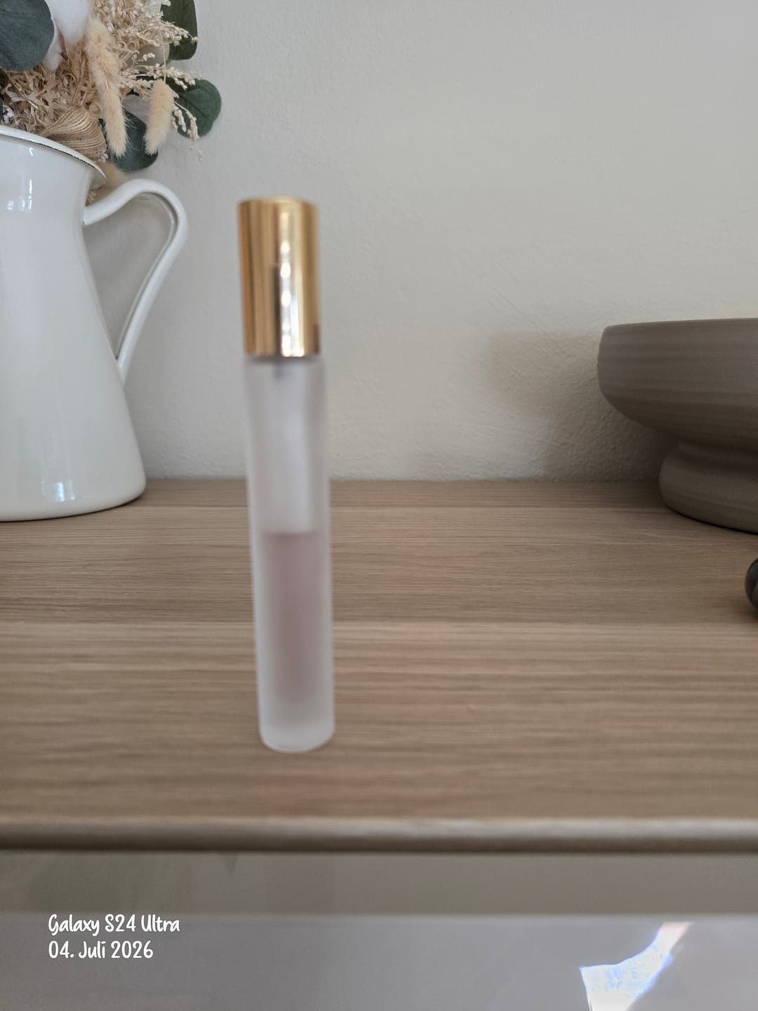 Customer photo review of Tila