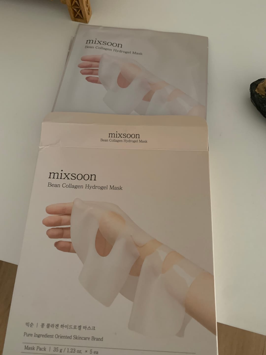 Customer photo review of [MIXSOON] Bean Collagen Hydrogel Mask Pack 35g*5ea