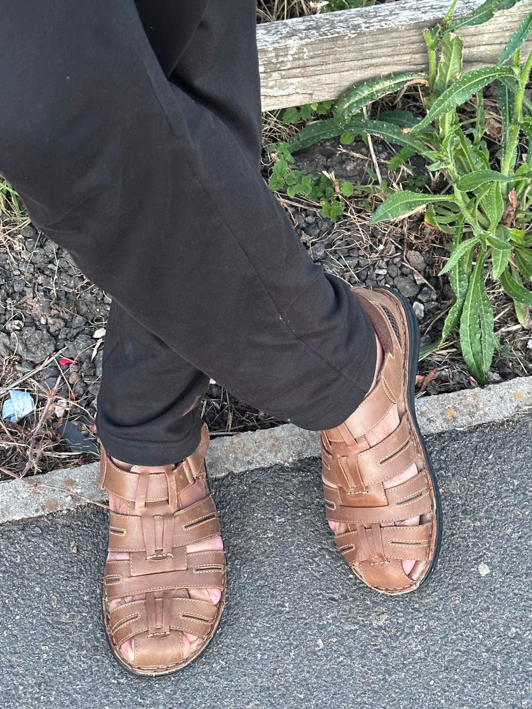 Customer photo review of Tan Albert Fisherman Sandals