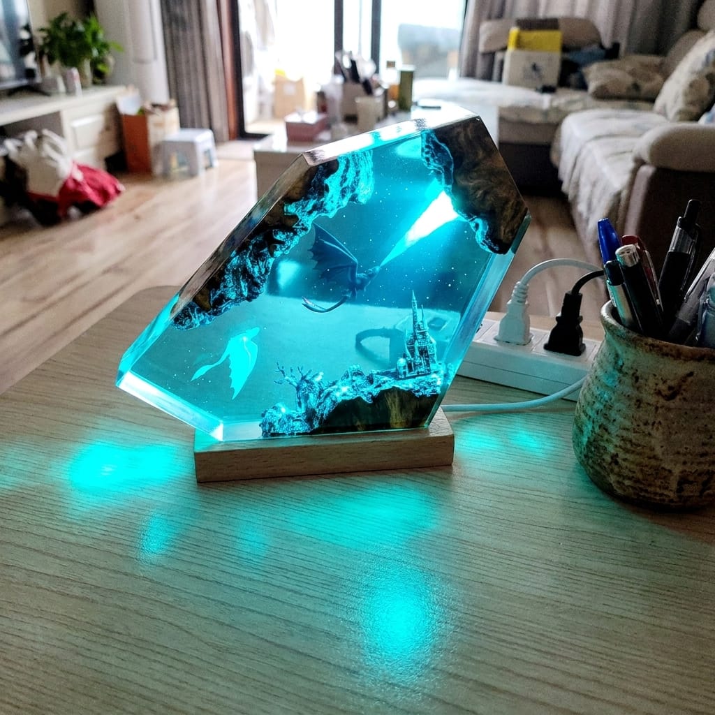Customer photo review of Dragon Glow - El Yapımı LED Reçine Gece Lambası