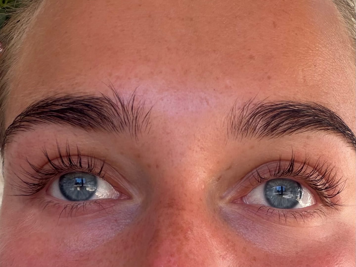Customer photo review of Eyelash Growth Serum